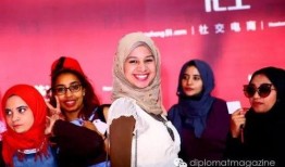 八月服装爆料视频大全下载,潮流趋势一网打尽